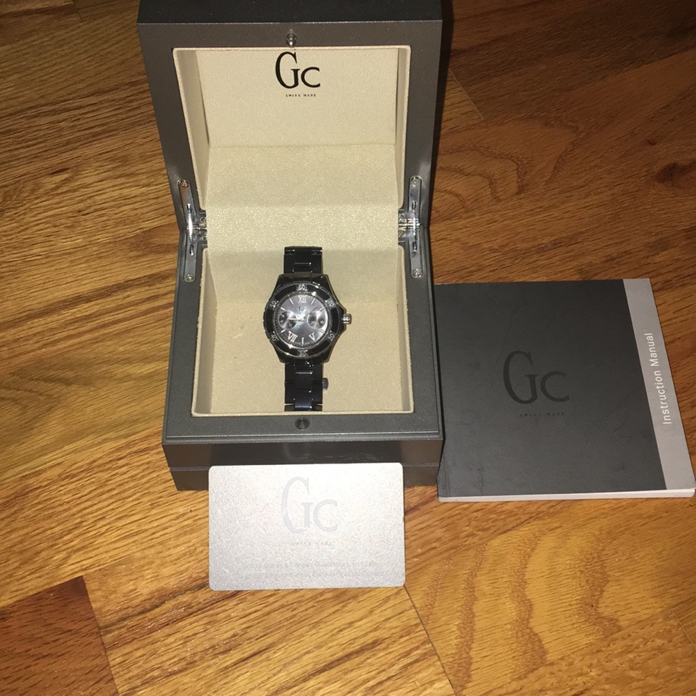 Guess company watch.